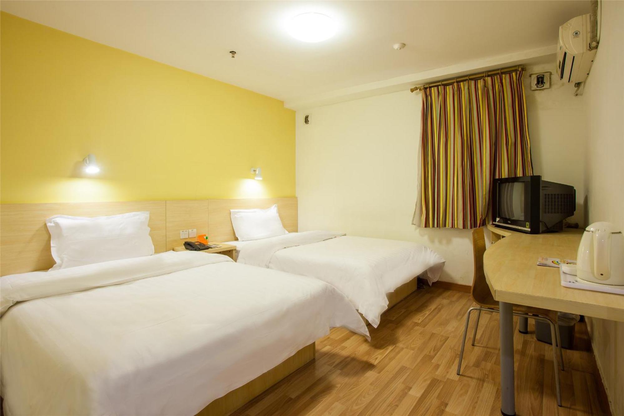7Days Inn Guangzhou Zhongda North Gate Square Exterior photo